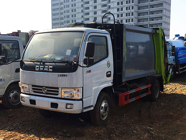 東風(fēng)6方壓縮式垃圾車(chē)圖片.jpg